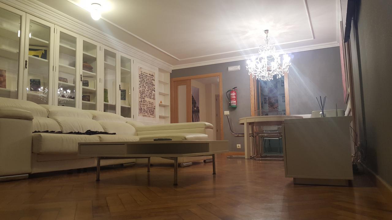 Hostel Santiago サンティアゴ・デ・コンポステーラ エクステリア 写真